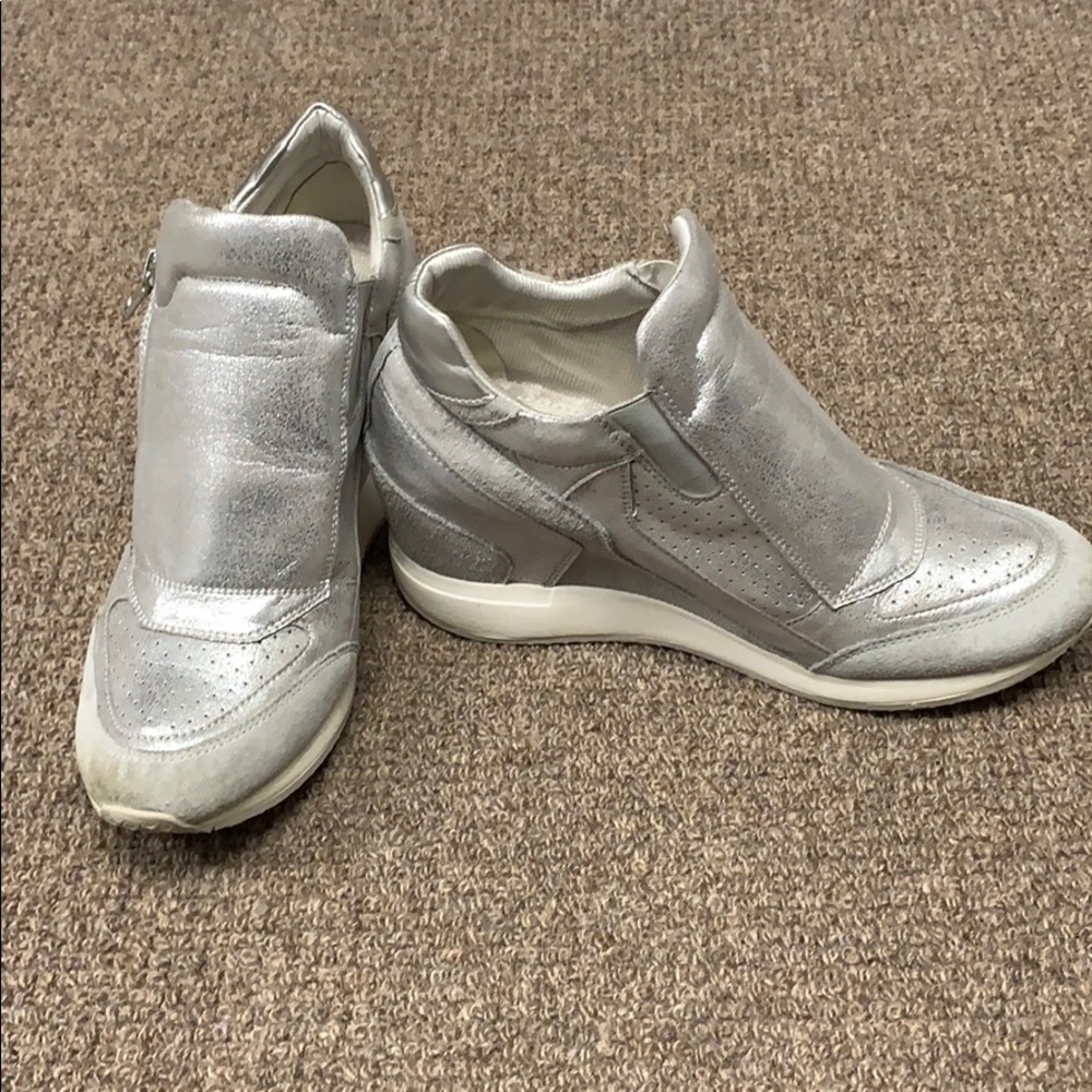 Grocery wedge sneakers